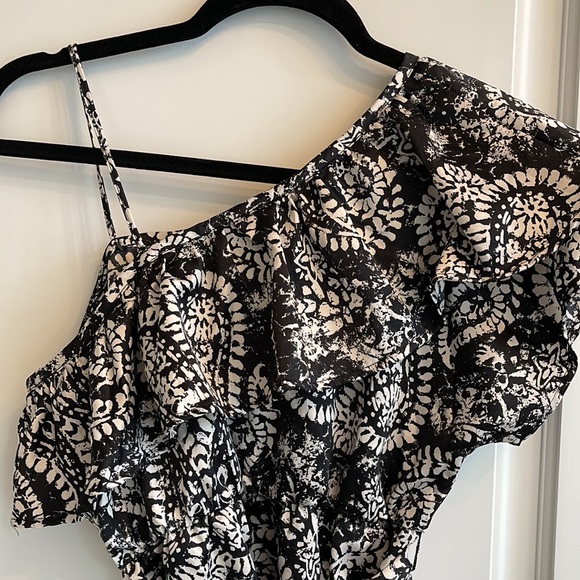 Yes it’s maternity. ☺️ Motherhood XS satin one shoulder dress.m with ruffle. - Picture 2 of 3